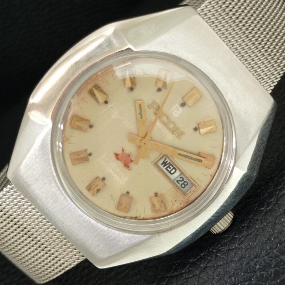 Vintage 1976 Ricoh Automatic Mens Silver Watch W/daydate & Patina accents